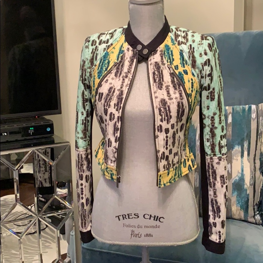 BCBG MAXAZRIA jacket size XXS